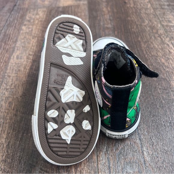 Dinosaur toddler chucks - Picture 4 of 6